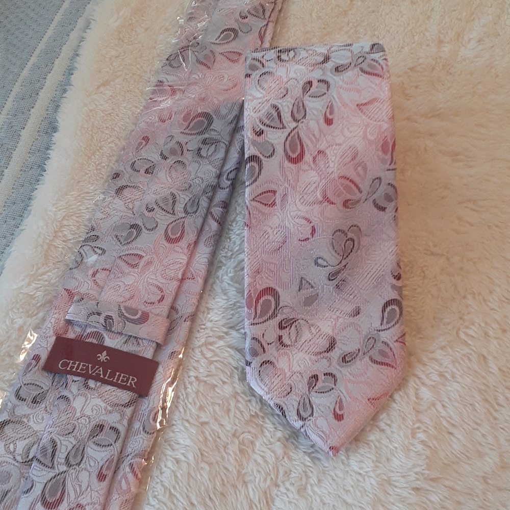 Chevalier mens necktie pink & gray NWT wedding attire gift idea classy look
